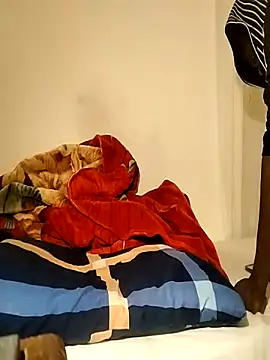 Kwasi-a live sex cam