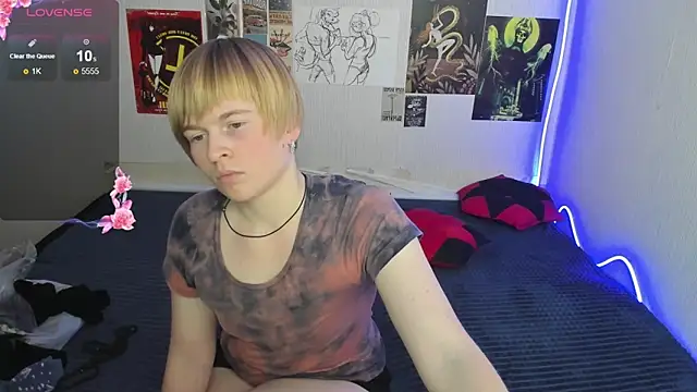 Cattie_w_'s cam snapshot