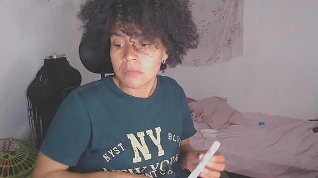 shayna_cute's cam snapshot