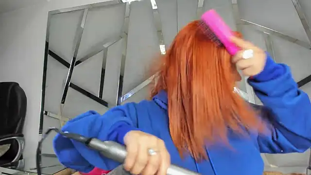 Catherinee69_x's cam snapshot