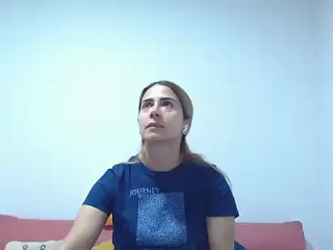 Lunazina's cam snapshot