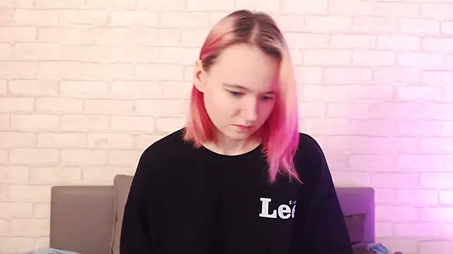 Ericha_Stone's cam snapshot