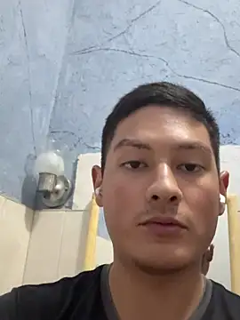 aelor2028's cam snapshot