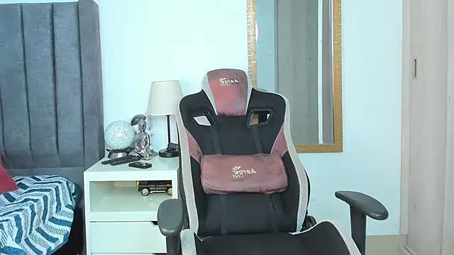 Ken_mailik1's cam snapshot