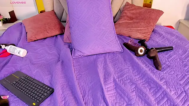 vahiolet_fuentes's cam snapshot