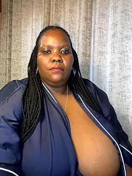 Michyboldy live sex cam