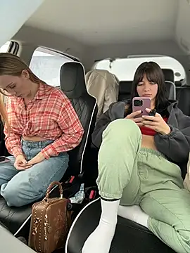 LavenderHot's cam snapshot