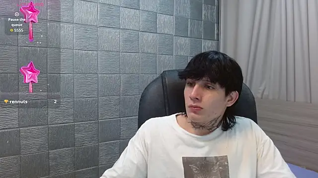 Iantwink18's cam snapshot