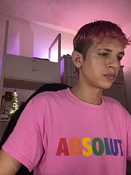 tylernova's cam snapshot