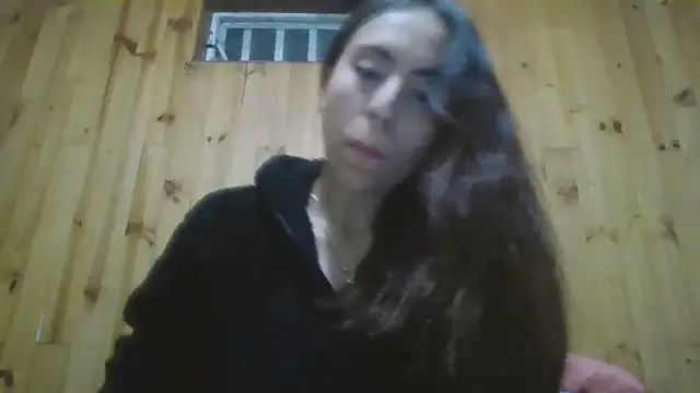 Roselingalvis13's cam snapshot