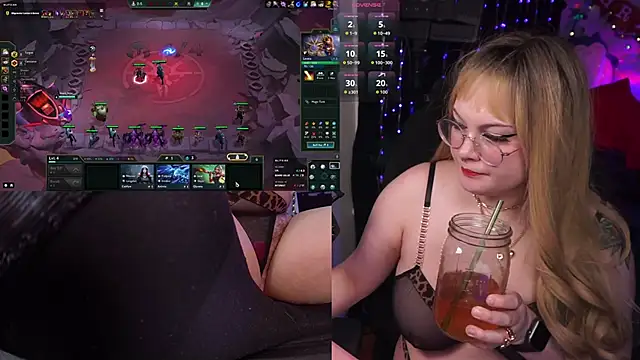 evamila's cam snapshot