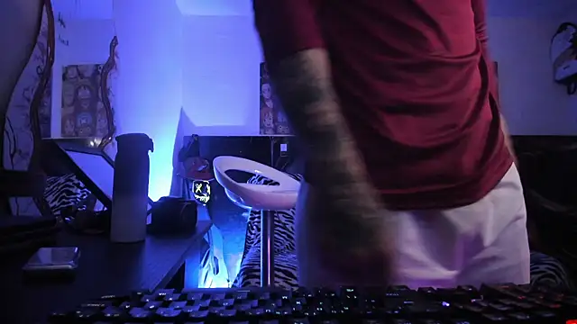 Dominatofstupid's cam snapshot