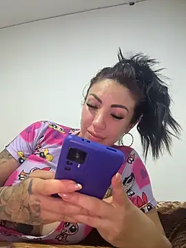 Sarahlove_90's cam snapshot