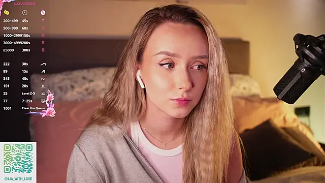 HollisBeckett's cam snapshot