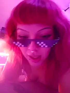 Sarah-Stoner's cam snapshot