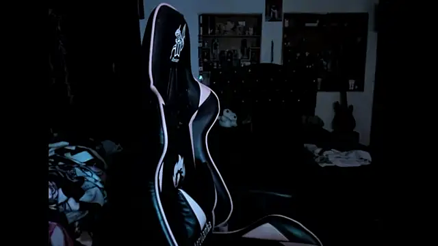 Maki_Zein_'s cam snapshot