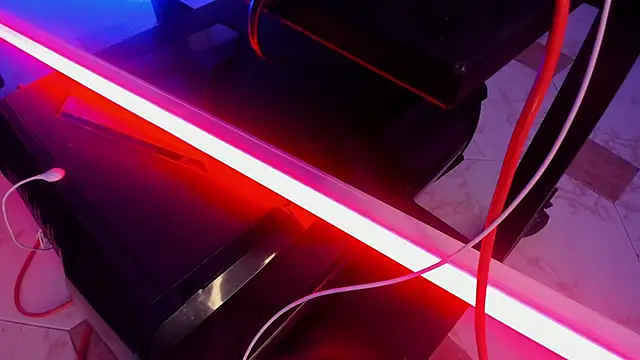 Emiilycollins live sex cam