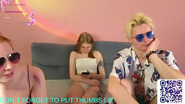 Tea_white's cam snapshot