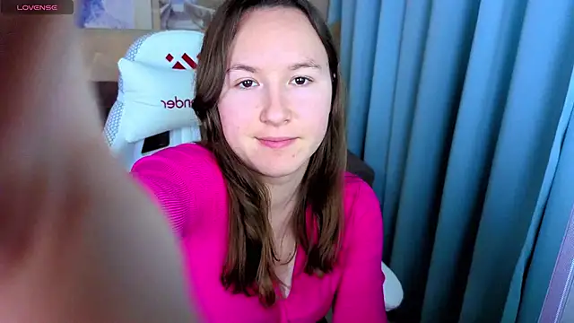 Little_doll_meow's cam snapshot