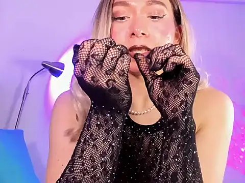 victoria_qq live sex cam