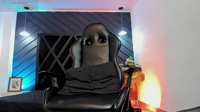 marco_garciia_'s cam snapshot