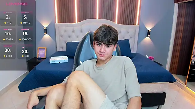 Tommy18__'s cam snapshot