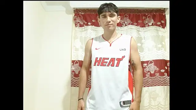 ChicoMaloFfF's cam snapshot