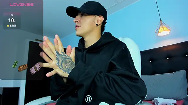 Lobo_17_'s cam snapshot