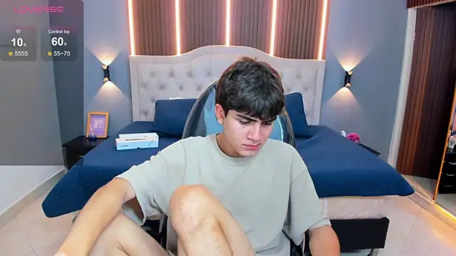 Tommy18__'s cam snapshot