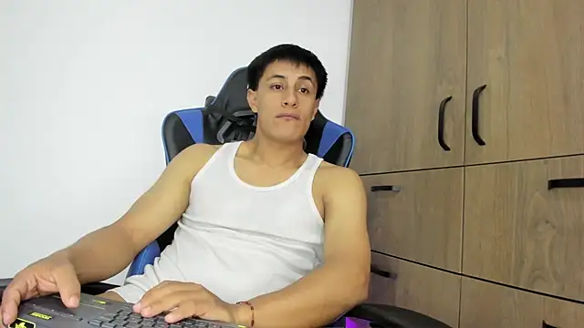 dorman_boy's cam snapshot