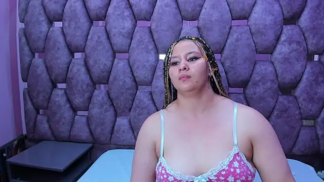 AlaSmith's cam snapshot