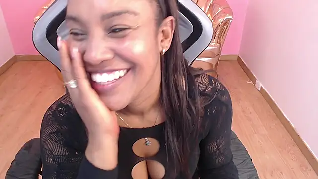 kamala_a's cam snapshot