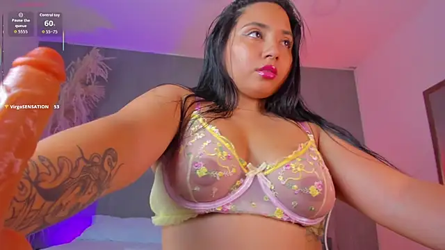 luccia_smith's cam snapshot