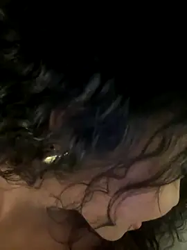 IamCrystal2 live sex cam