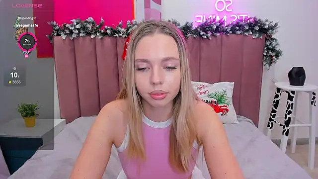 TessaAdorable's cam snapshot