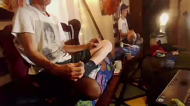 laye19's cam snapshot