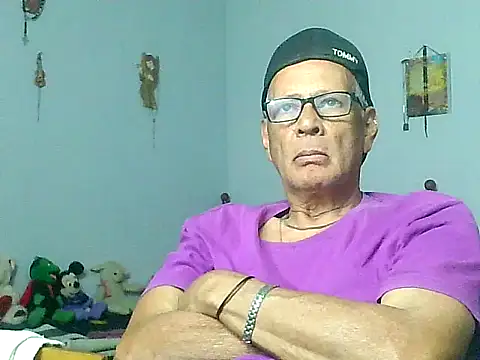 dirtysluttyfist's cam snapshot