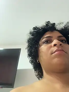 Tana_latin's cam snapshot