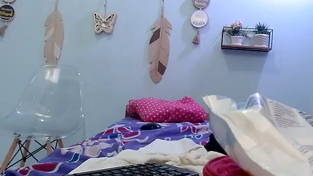 ashlyanaldeep18's cam snapshot