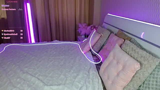 AdeleCutie's cam snapshot