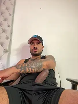 PapiStan live sex cam