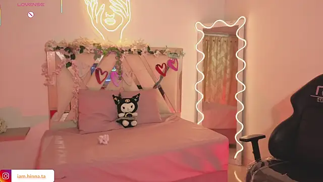 hina_tay's cam snapshot