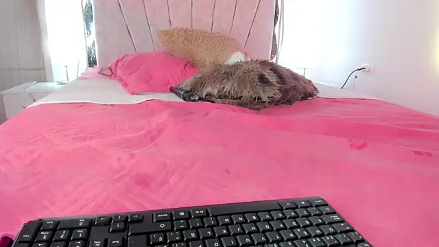 FuckingYoungs live sex cam