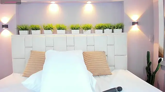 LunnaBlake's cam snapshot