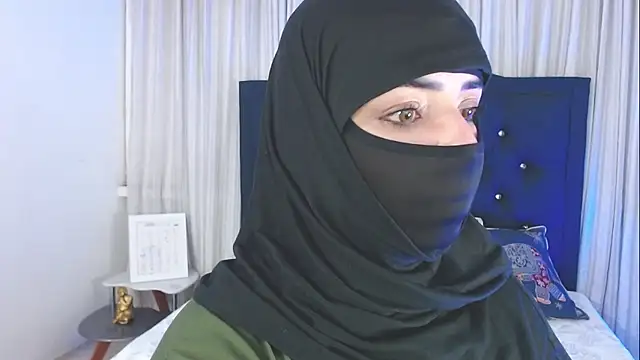 Uzra_hayed live sex cam