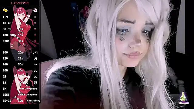 Honeyapplealaska live sex cam