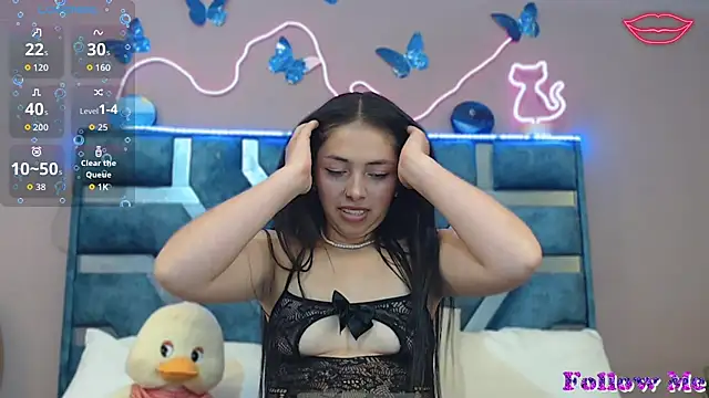 Roxan_Fox-'s cam snapshot