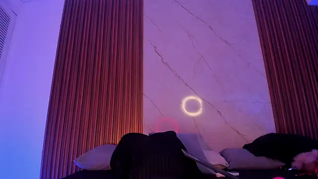 Emiilycollins's cam snapshot