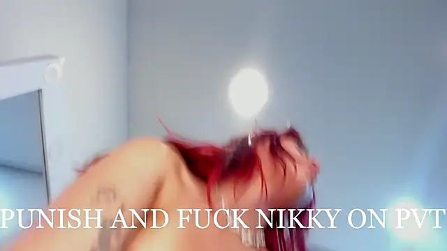 Nikki_and_Mayk's cam snapshot