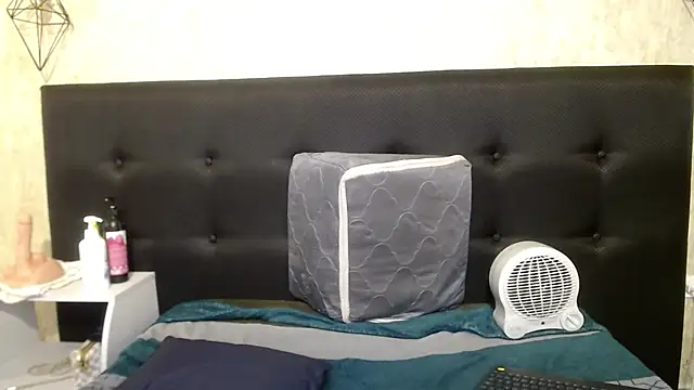 Danielaa_a's cam snapshot